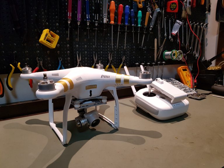 Troca da Shell do Drone Dji Phantom 3 Professional após Queda