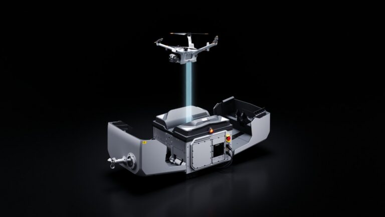 DJI Dock 4 e Matrice 5TD: troca automática de bateria em 25 s
